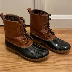 Woman’s rain boots